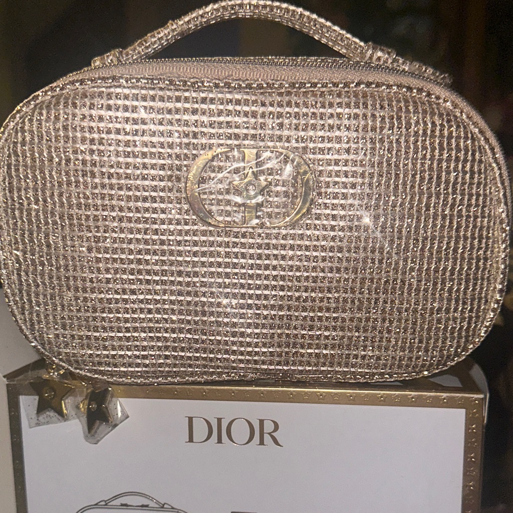 Dior Gold Luxury Traveling Cosmetic Bag Withbling And Two Star Charm Pulls